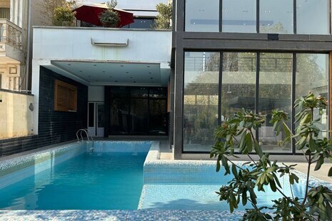 ویلا استخردار مبله سه خواب هستی در چهارباغ