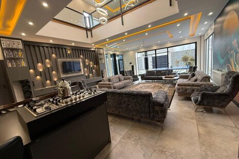 ویلا دوبلکس استخر جکوزی دار چهارخواب موسوی در کرج