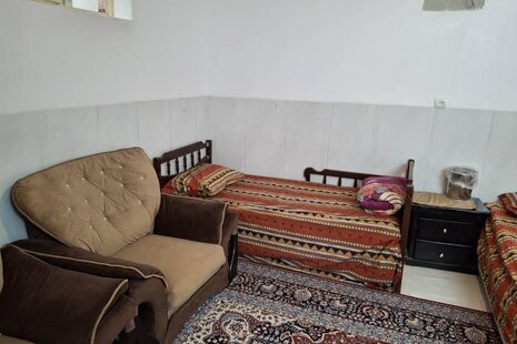 آپارتمان مبله دو خواب گل رز واحد 2 در یزد