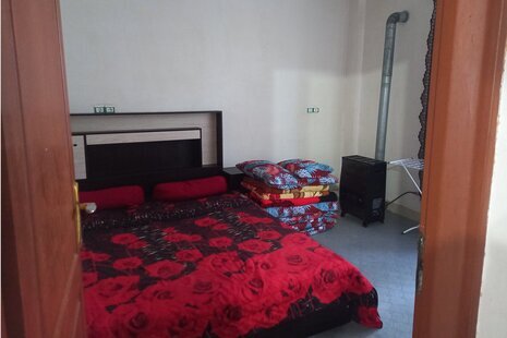 واحد دوخواب مادر در طبقه همکف ویلا در رشت