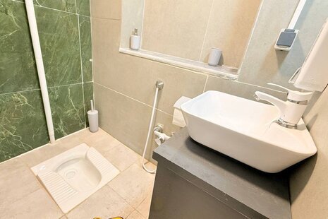 اتاق استاد همایی در اقامتگاه بومگردی اصفهان