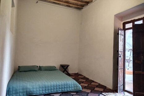 اتاق مبله موچک در اقامتگاه بومگردی قشم