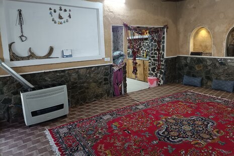 واحدVIP تکخواب در سرای در برزک