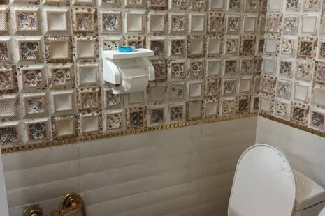 اتاق اشرف الملوک در اقامتگاه بومگردی دهاقان