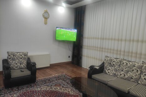 واحد در طبقه اول ویلا بالکن دار چم زاینده رود سامان