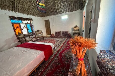 اتاق حیات در اقامتگاه بومگردی قشم