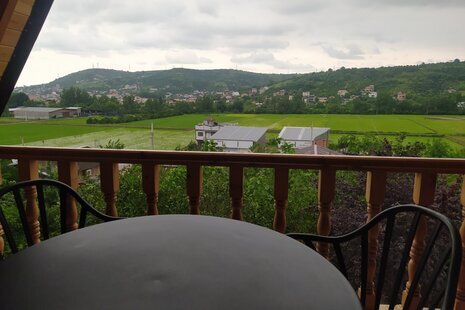 کلبه سوئیسی دوبلکس تکخواب دل آسا در مرزیکلا