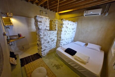 اتاق طرب در اقامتگاه بومگردی در قشم