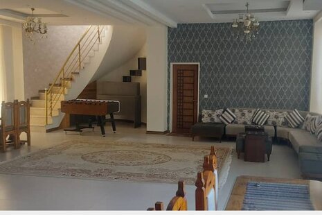 ویلا دوبلکس استخردار آرین در چهارباغ