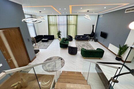 ویلا دوبلکس چهارخواب استخردار با جکوزی برمودا در رودهن