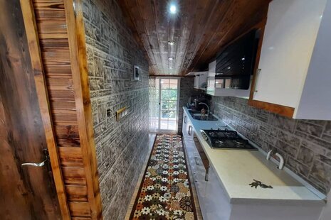 واحد در طبقه دوم تکخواب ویلا مردابی لاهیجان