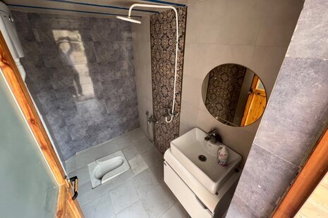 سوئیت 45 متری در میمه