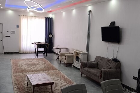 ویلا مبله دوبلکس دوخواب استخردار سپیدار در چهارباغ