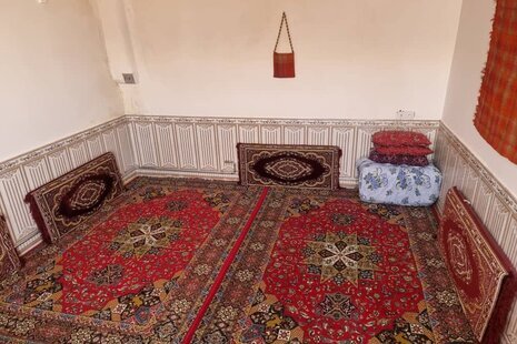 اتاق (1) در اقامتگاه بومگردی درمهاباد