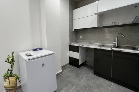 واحد 102 در هتل بندرآفتاب