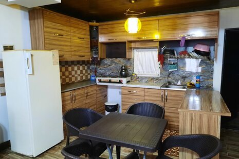 ویلا تک‌خواب مبله ساحلی دارایی در بندر انزلی