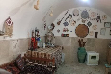 اتاق 7 در اقامتگاه بومگردی در بهار همدان