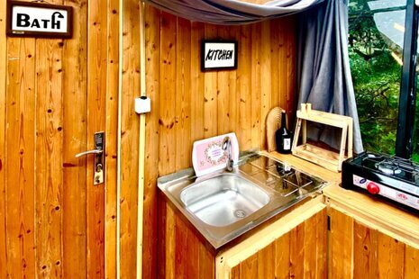 کلبه سقف شیشه ای مبله در سوادکوه