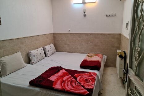 اتاق دو تخته 15 متری در 1 در مهمانپذیر قم