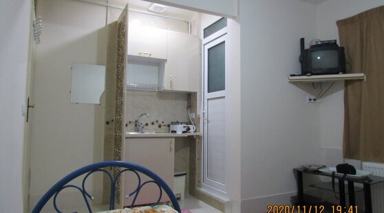 اتاق میهمانپذیر در زنجان