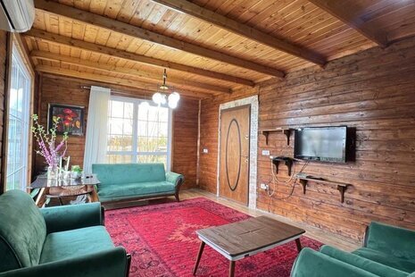 کلبه چوبی دوخواب آرامش در شاندرمن ماسال