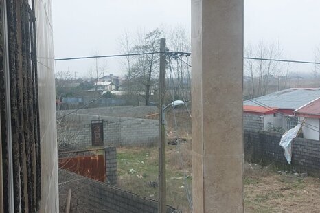 واحد تک خواب شقایق در طبقه اول ویلا بندرانزلی