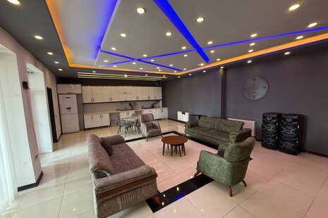 ویلا دوبلکس استخردار دو خواب دایموند 2 در چهارباغ