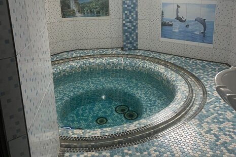 ویلا تریپلکس 7 خواب استخردار گیلده در گردنه حیران