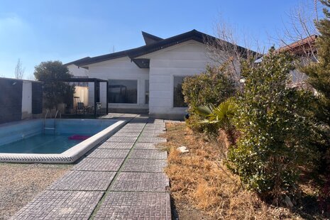 ویلا  دوبلکس استخردار دوخواب فانی در چهارباغ