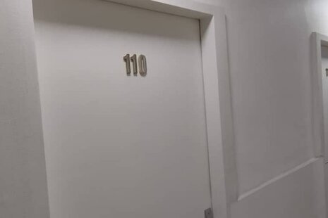 اتاق110 در مسافرخانه هلال احمر تهران