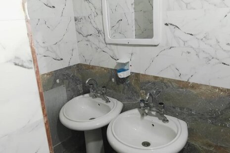 اتاق مهمانسرا در لار