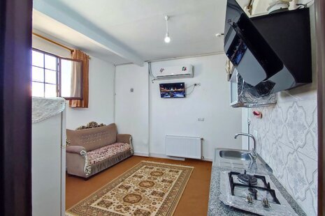 واحد دو خواب آنا در قم (203)