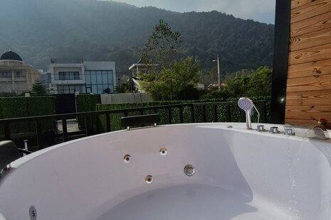 کلبه دوبلکس جنگلی تکخواب نیک در هچیرود