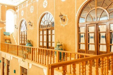 اتاق تک نفره در هتل سنتی در یزد