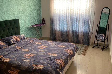 آپارتمان مبله تکخواب طبقه 1 در شهرک صدف