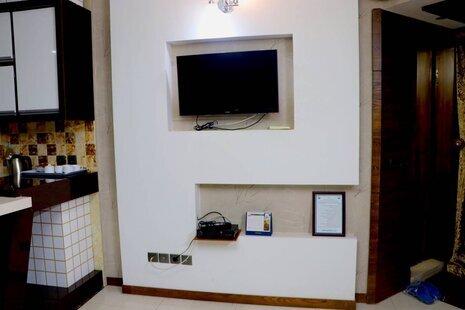 واحد 204 تکخواب لاولی روم (با صبحانه) در هتل آپارتمان اصفهان