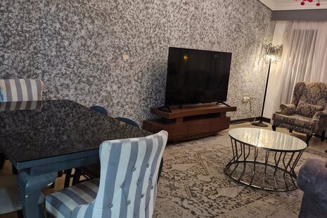 آپارتمان مبله دوخواب طبقه 2 در شهرک صدف