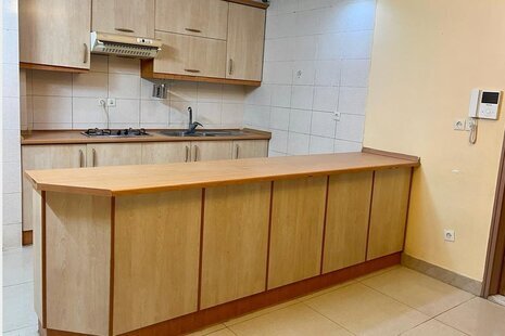 سوئیت 25 متری شروین در اصفهان