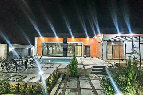 ویلا استخردار مبله دوخواب در ساوجبلاغ