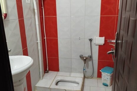 اتاق سه تخت 204 در هتل مشهد