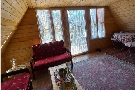 کلبه سوئیسی تکخواب نیکو در شفت