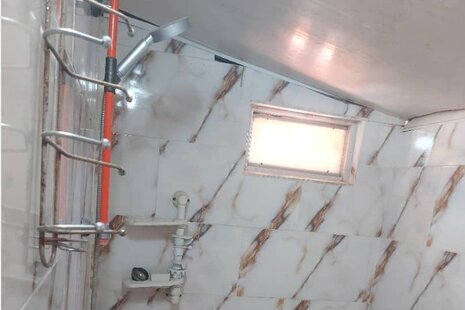 واحد دوبلکس دوخواب در طبقه دوم و سوم ویلا تریپلکس علی آباد