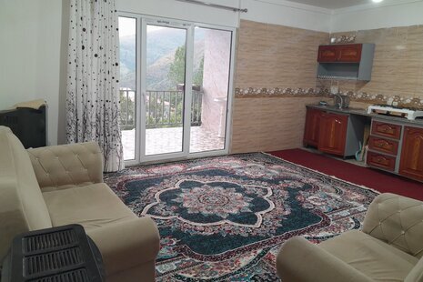 واحد تکخواب سفید در طبقه دوم ویلا فیلبند