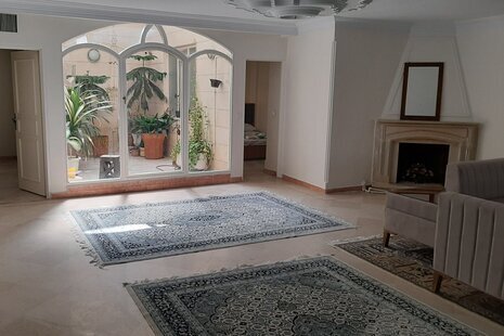 آپارتمان سه خواب سورپرایز 1 در میدان سپاه