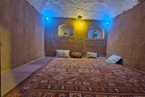 اتاق 15 متری در بوم گردی نائین