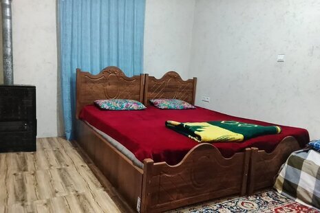 واحد دوخواب مبله در طبقه همکف ویلا در رامسر