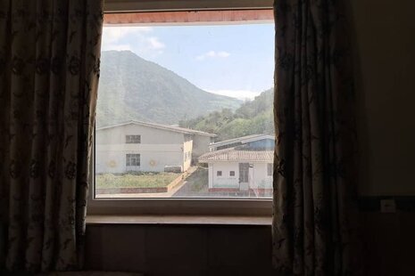 اتاق 4 تخت در اقامتگاه بومگردی آمل 5