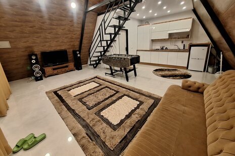 کلبه سوئیسی استخردار دوبلکس تکخواب نیایش در چهارباغ