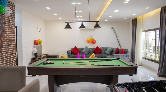 ویلا استخردار چهارخواب پلاک یک دریا در محمودآباد