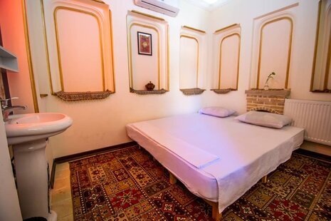 اتاق 5 در اقامتگاه بومگردی شیراز